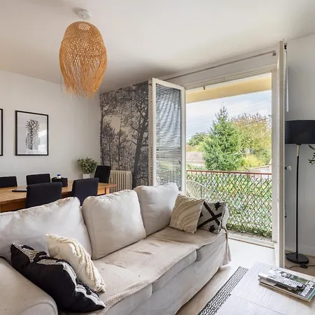 La Butte Enchantee - Wifi Fibre Tv - Baignoire - Parking Gratuit