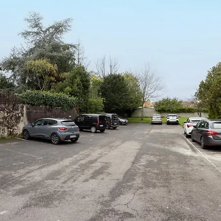 La Butte Enchantee - Wifi Fibre Tv - Baignoire - Parking Gratuit